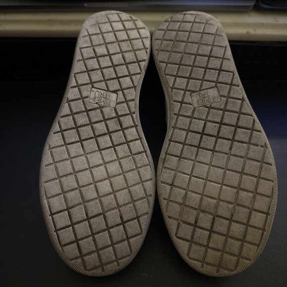 Time and Tru Sneakers Women's size 8 US Classic Court Casual White Gold - Picture 11 of 13